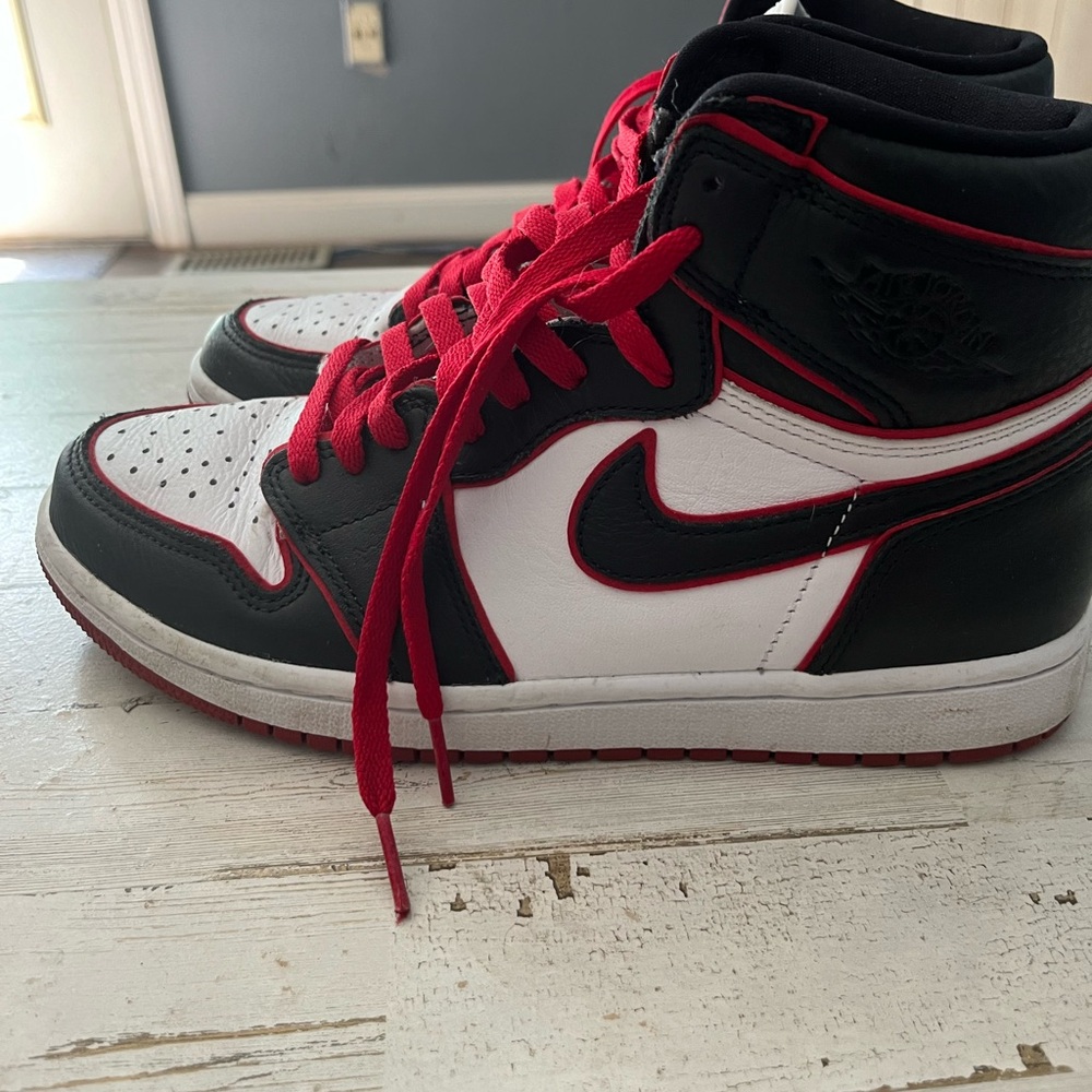 Nike air Jordans, men’s size 8 gently used